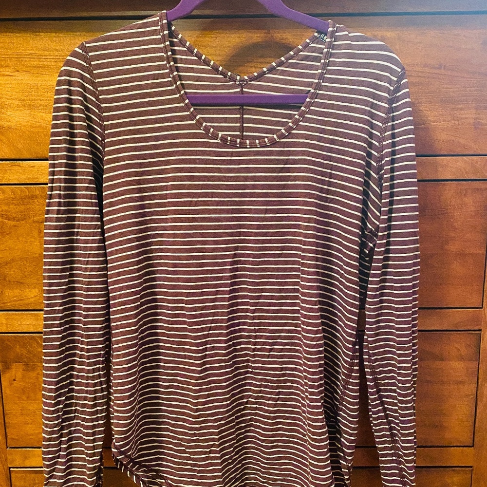LuluLemon Long Sleeve top